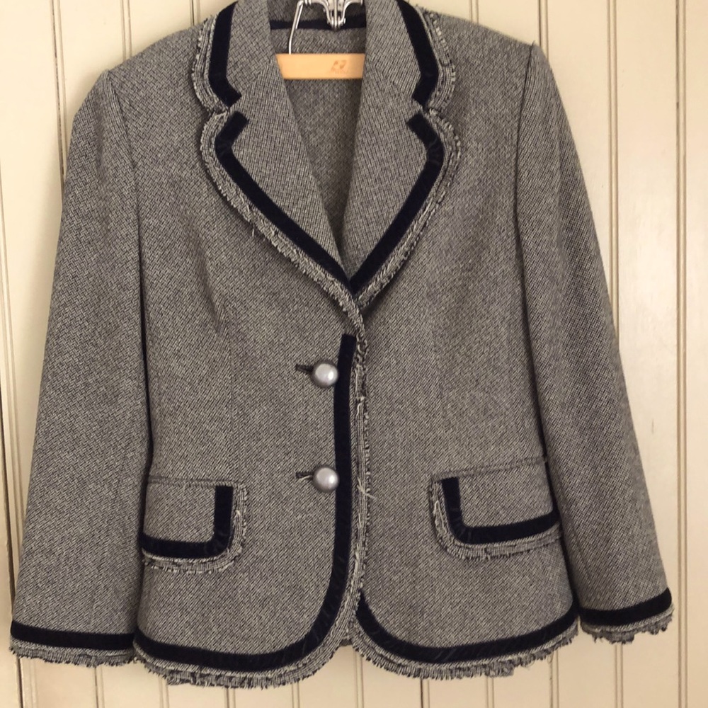 Classic Velvet trim suit